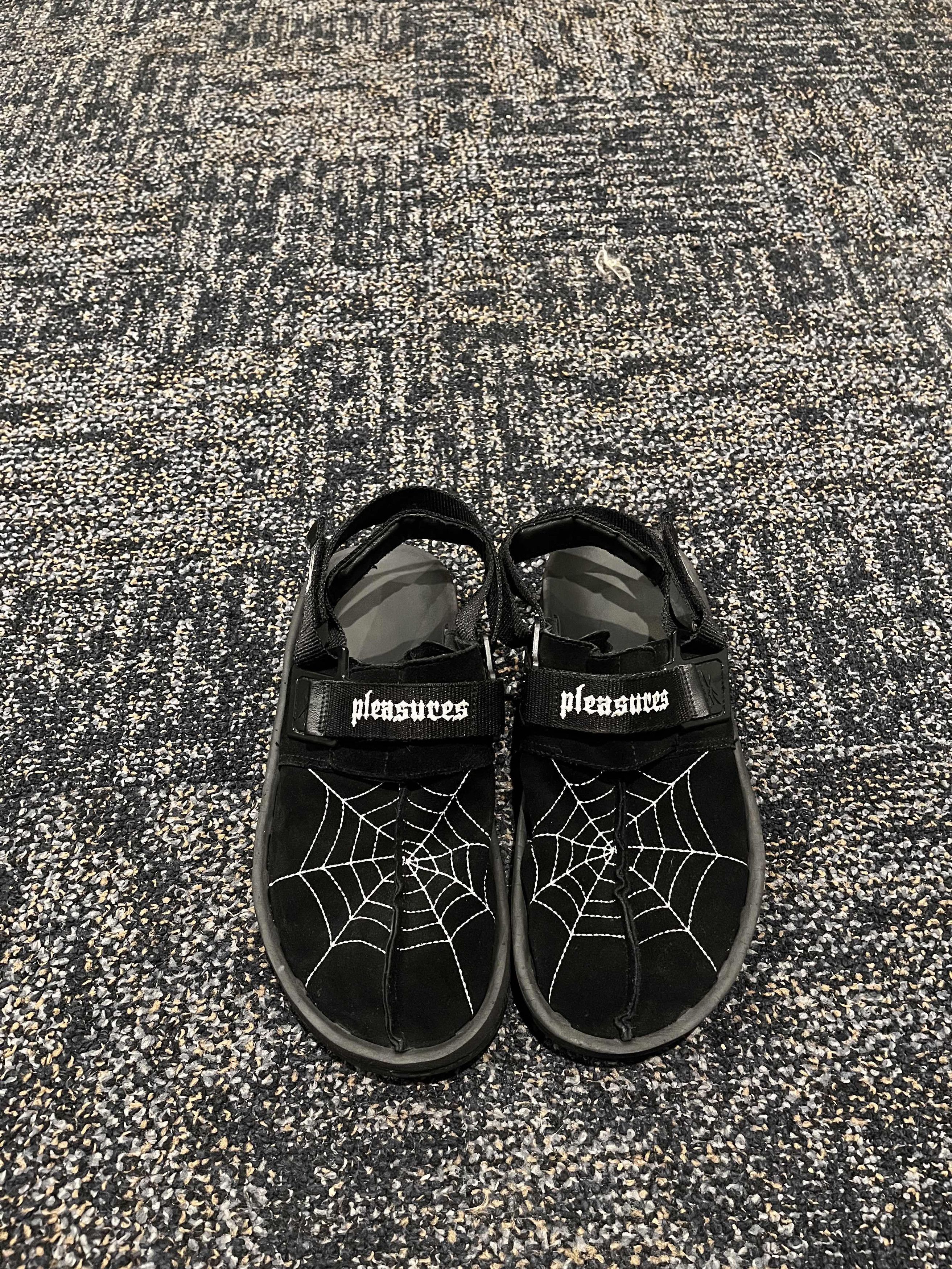 image of Pleasures x Reebok Beatnik Shoes in Black, Men's (Size 10)