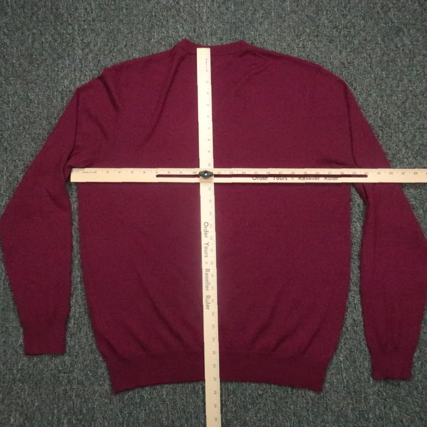 Neiman Marcus Neiman Marcus Sweater Mens Large Purple Silk Cashmere V-Neck Pullover Regular Fit Size US L / EU 52-54 / 3 - 5 Thumbnail