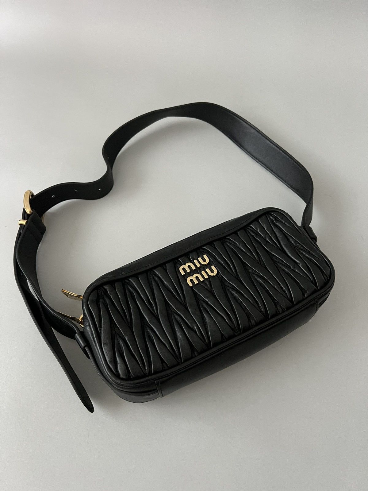 Miu Miu Miu Miu Shoulder Bag Size ONE SIZE - 3 Thumbnail
