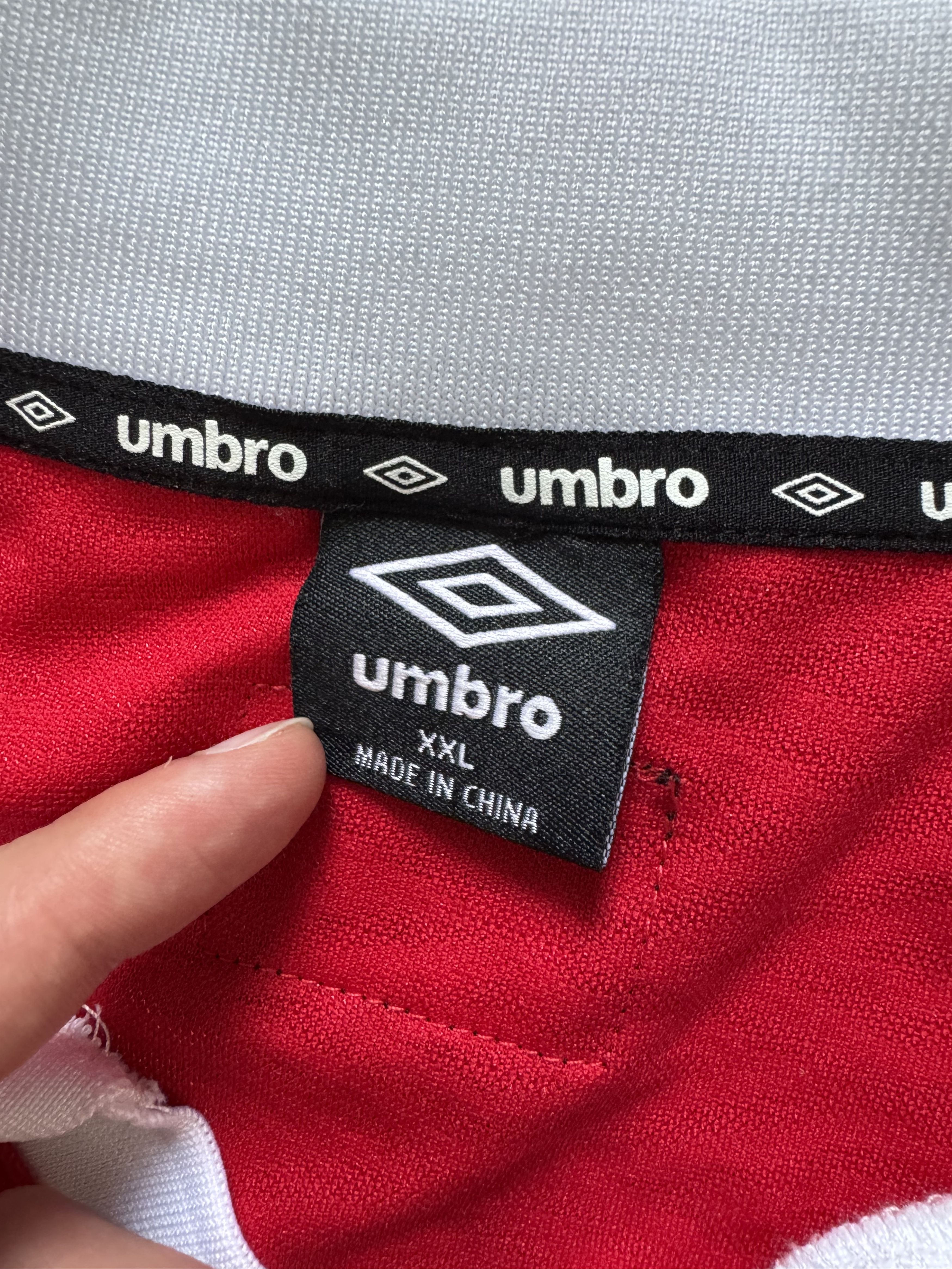 Umbro Vintage Umbro Soccer Jersey Shirt Football 2XL Size US XXL / EU 58 / 5 - 6 Thumbnail