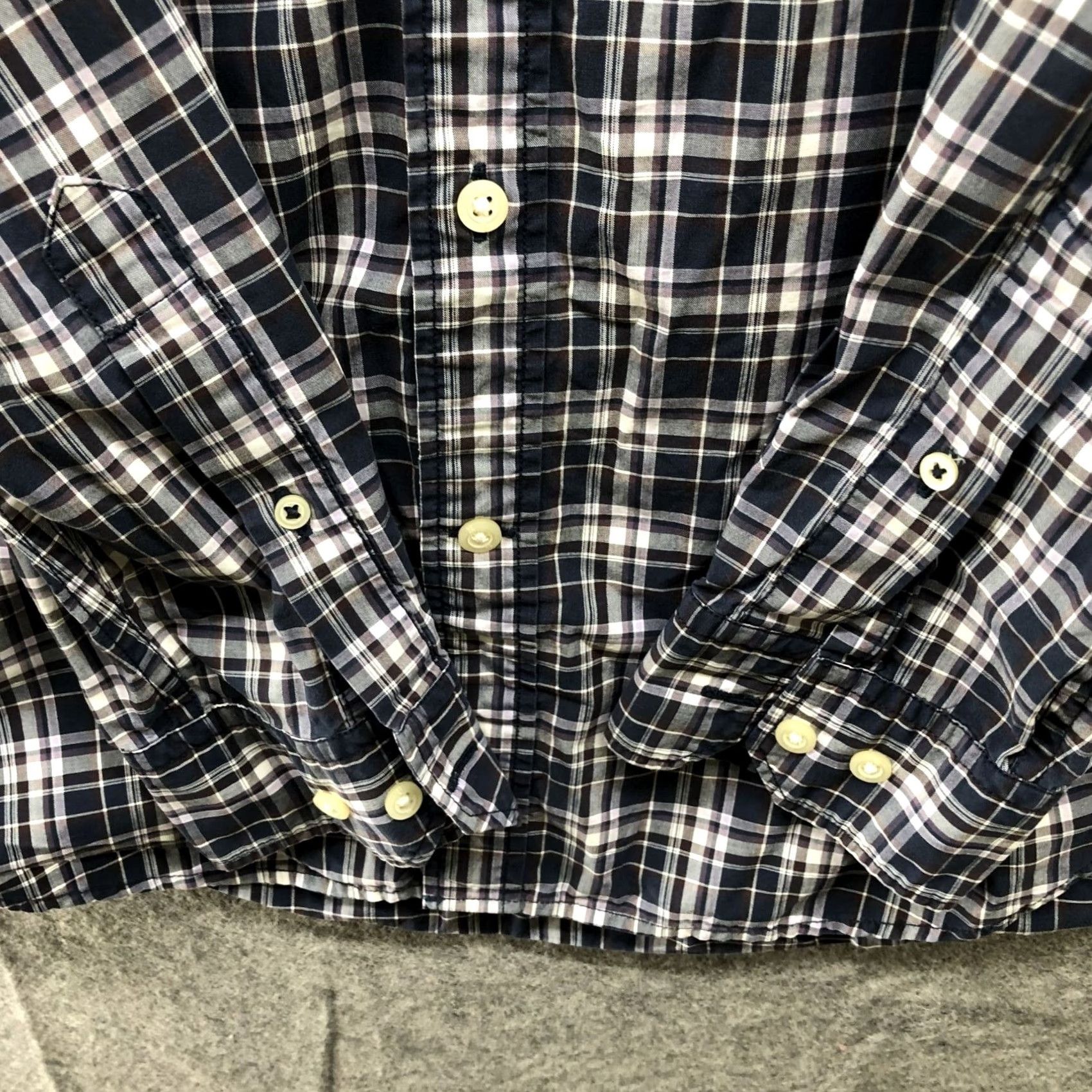 Banana Republic Banana Republic Shirt Mens M Slim Fit Navy Blue White Plaid Button-Up Long Sleeve Shirt Size US M / EU 48-50 / 2 - 7 Thumbnail