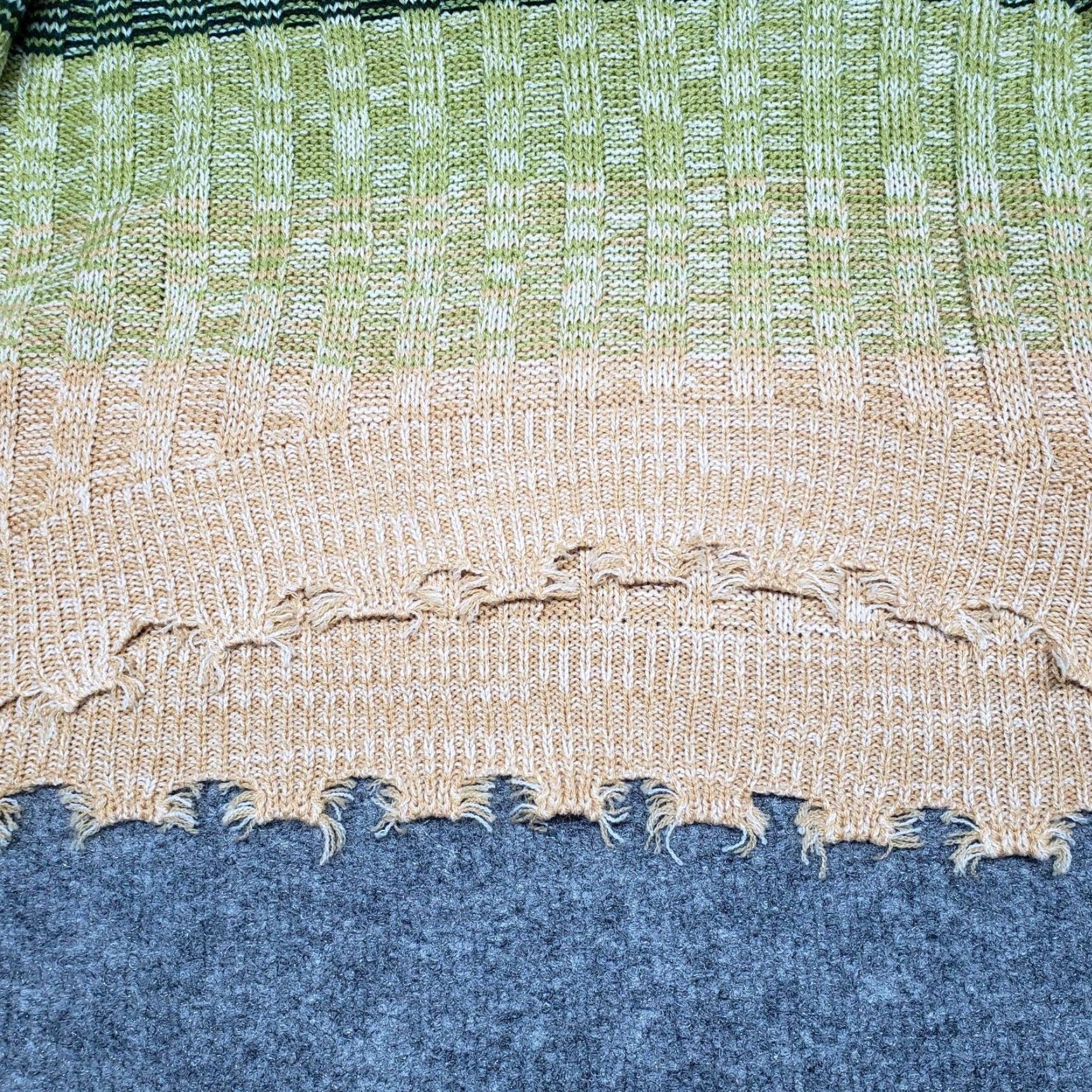 Vintage Rue21 Sweater Womens S Pullover Green Beige Striped Long Sleeve V-Neck Knit New Size S / US 4 / IT 40 - 5 Thumbnail