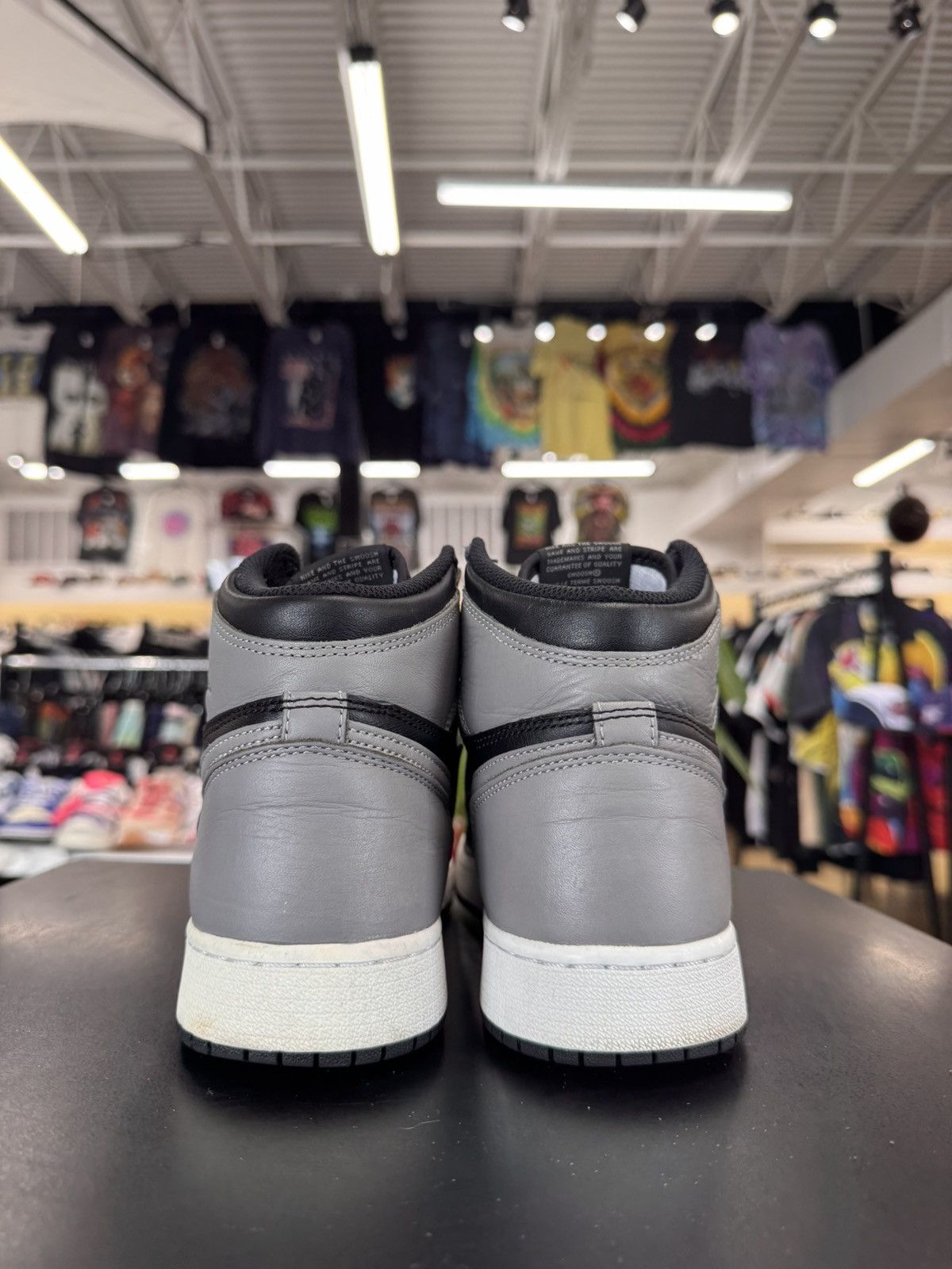 Jordan Brand Air Jordan 1 Shadow Size 7Y (2018) Size US 7 / EU 40 - 5 Thumbnail