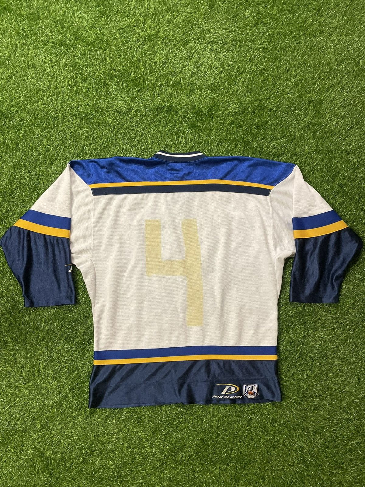 NHL × Pro Player × Vintage Vintage Pro Player NHL St Louis Blues Jersey Size Medium Size US M / EU 48-50 / 2 - 2 Thumbnail