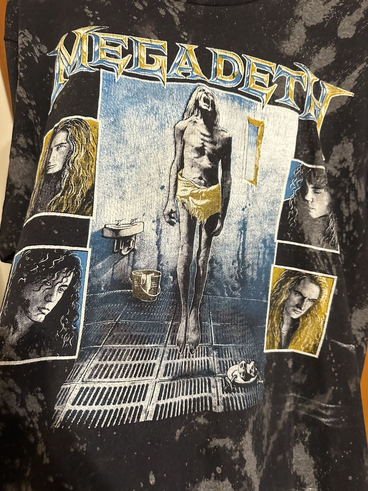 Vintage Vintage 1991 Megadeth Countdown 2 Extinction Bleached shirt Size US M / EU 48-50 / 2 - 2 Thumbnail