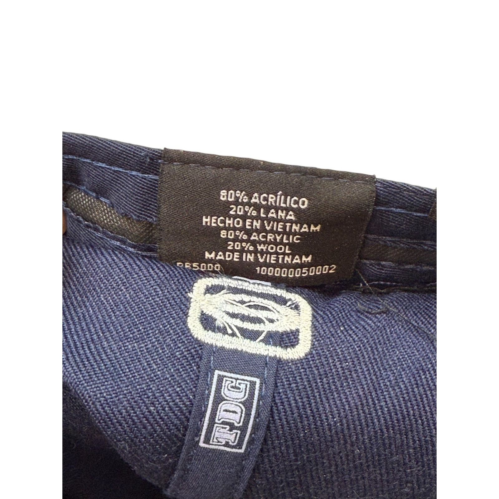 Yves Saint Laurent Yves Saint Laurent Opium Navy & Red Cap Size ONE SIZE - 2 Thumbnail