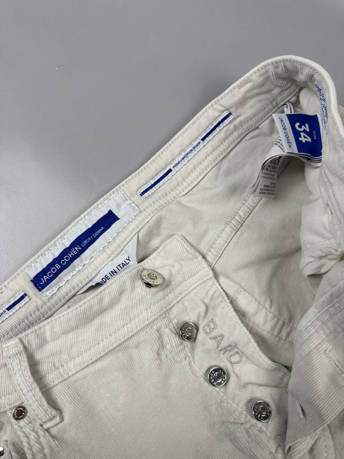 Jacob Cohen Jacob cohën curdoroy pants white baggy fit size w34 Size US 34 / EU 50 - 7 Thumbnail