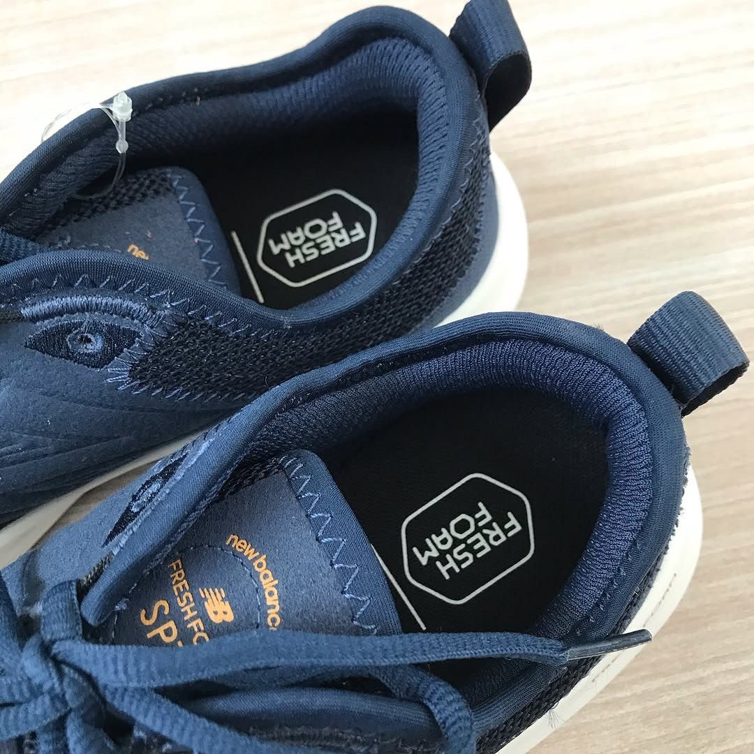 Reebok New Balance Fresh Foam Navy Blue New Balance Men's Fresh Size US 8.5 / EU 41-42 - 10 Thumbnail