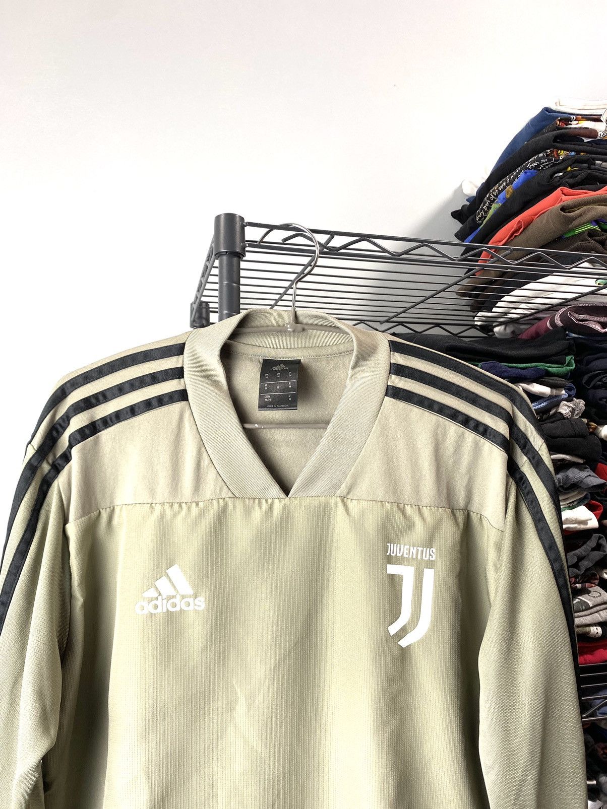 Adidas Adidas Juventus Soccer Jersey Longsleeve Sweatshirt Size US M / EU 48-50 / 2 - 2 Thumbnail