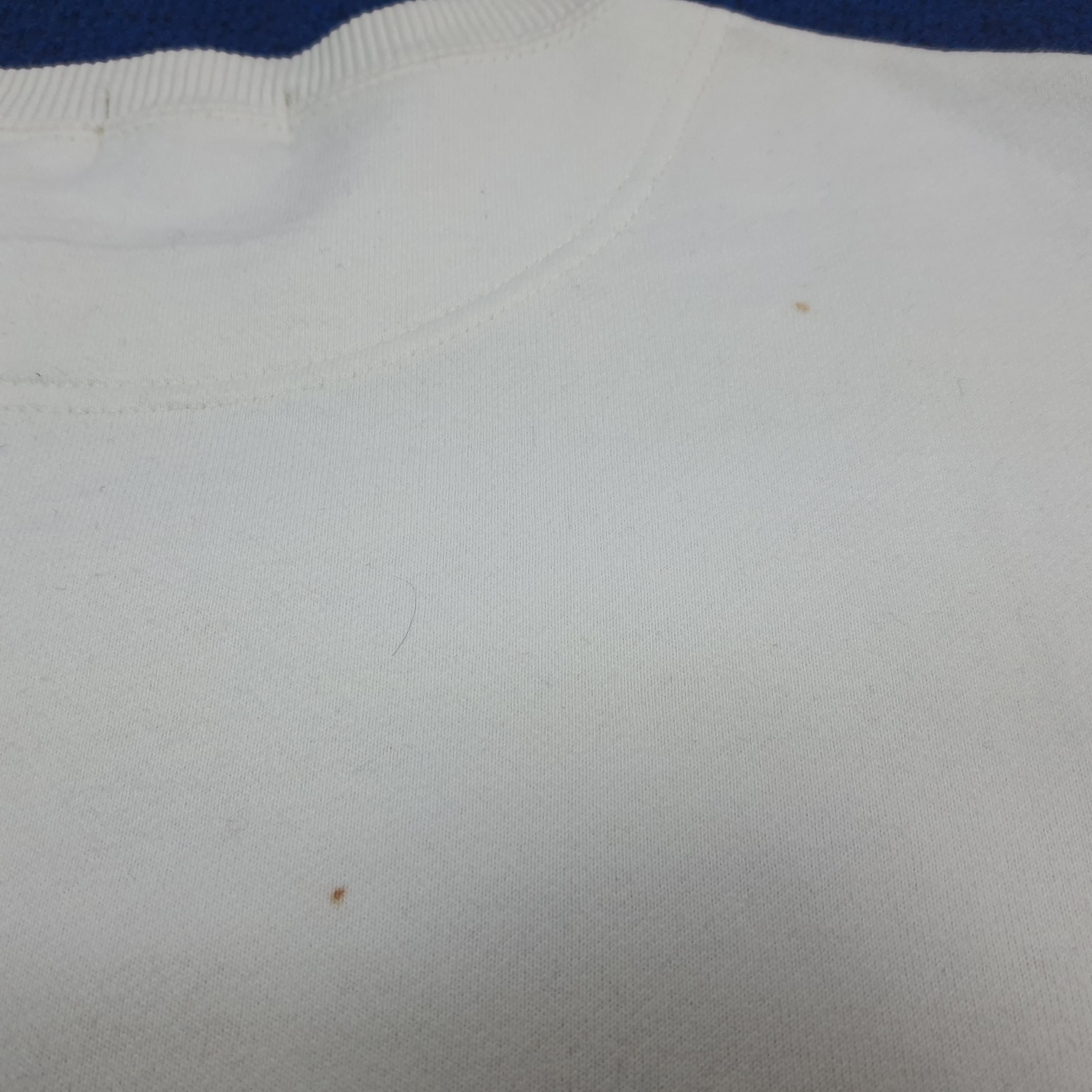 Calvin Klein Vintage Calvin Klein Jeans White Pullover C295N5 Size US M / EU 48-50 / 2 - 12 Thumbnail
