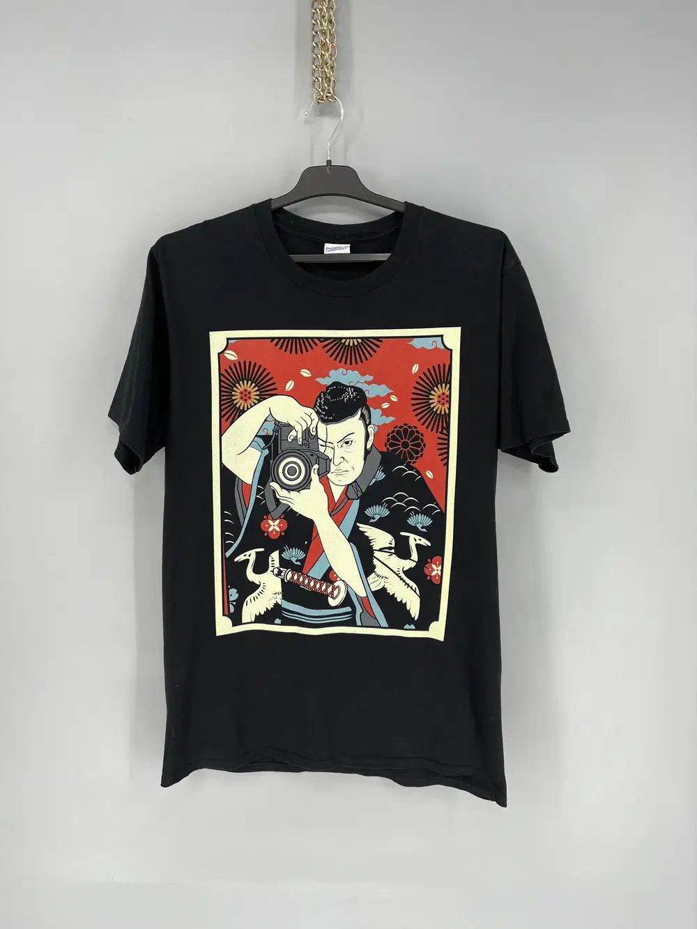 Anime Vintage Y2K Photographer Anima Face Tee Art Streetwear Size US L / EU 52-54 / 3 - 1 Thumbnail