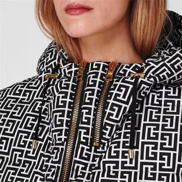 Balmain o1g2r1mq0924 Monogram Padded Gilet in Ivoire & Noir Size XS / US 0-2 / IT 36-38 - 5 Thumbnail