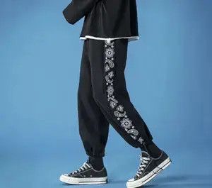 Hypebeast 20AW Indigo Union Japan Black Bandana Paisley Joggers Size US 30 / EU 46 - 3 Thumbnail