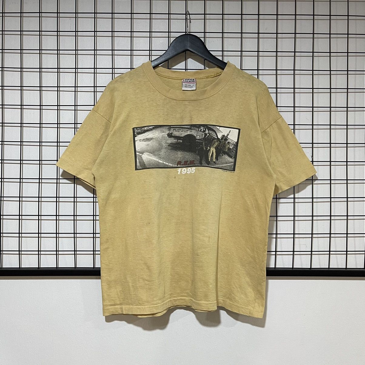 Band Tees × R.E.M. × Vintage R.E.M. Vintage Band Tee Size US M / EU 48-50 / 2 - 1 Thumbnail