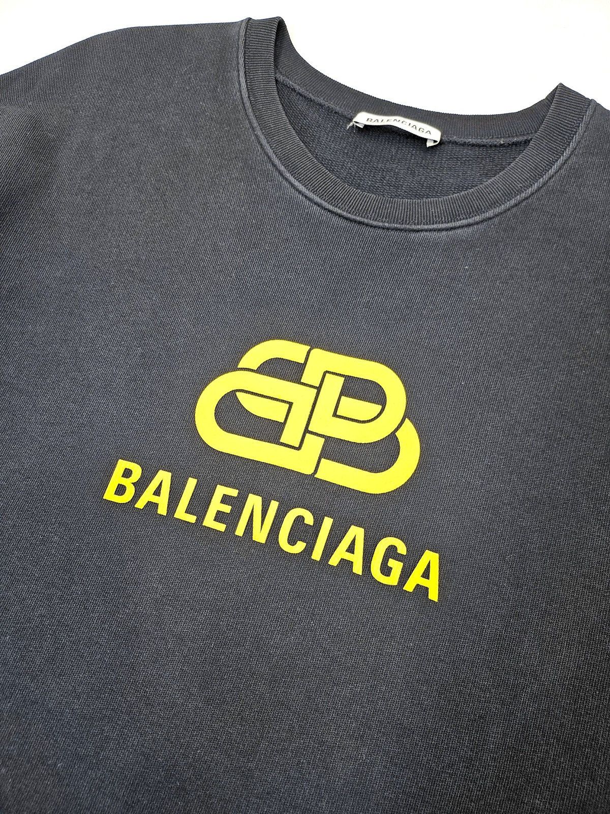 Balenciaga Balenciaga BB Interlocked Logo Crewneck Sweatshirt Size US M / EU 48-50 / 2 - 3 Thumbnail
