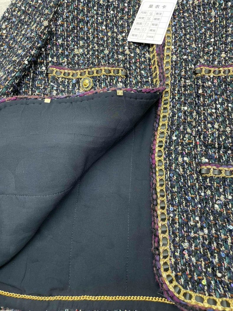 Chanel Chanel Women's Castle Woven Sequin Coat Size XS / US 0-2 / IT 36-38 - 4 Thumbnail