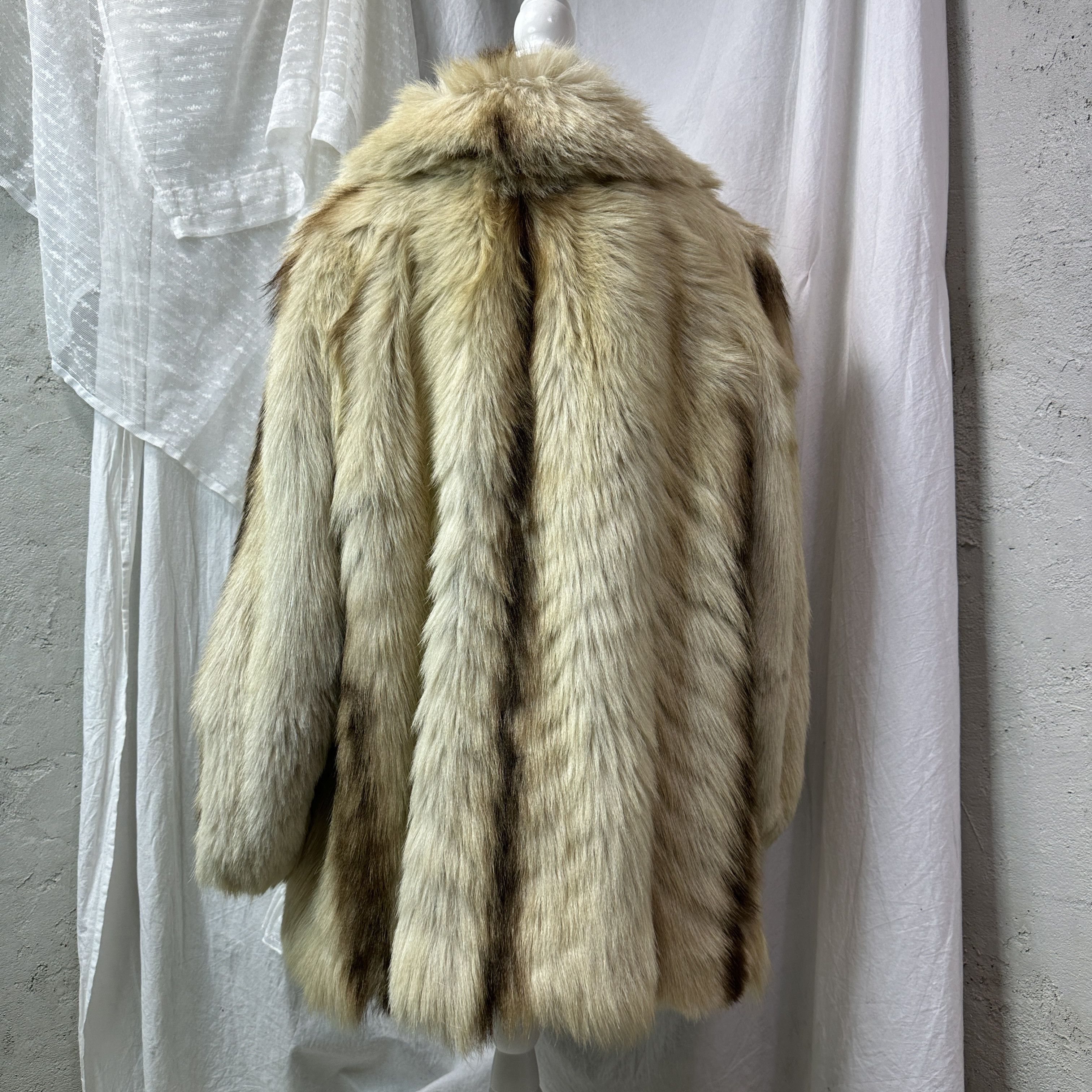 Vintage Vintage Old Money Classy Real Fur Coat 90s Size L / US 10 / IT 46 - 11 Thumbnail