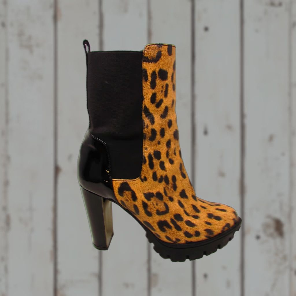 Baldinini Baldinini Italy Leather Leopard Boots Size 8 Eur 39 - Designer Knee High Boots - Leather Closed Toe Mid Heel Zip - Women Size US 9 / IT 39 - 1 Thumbnail