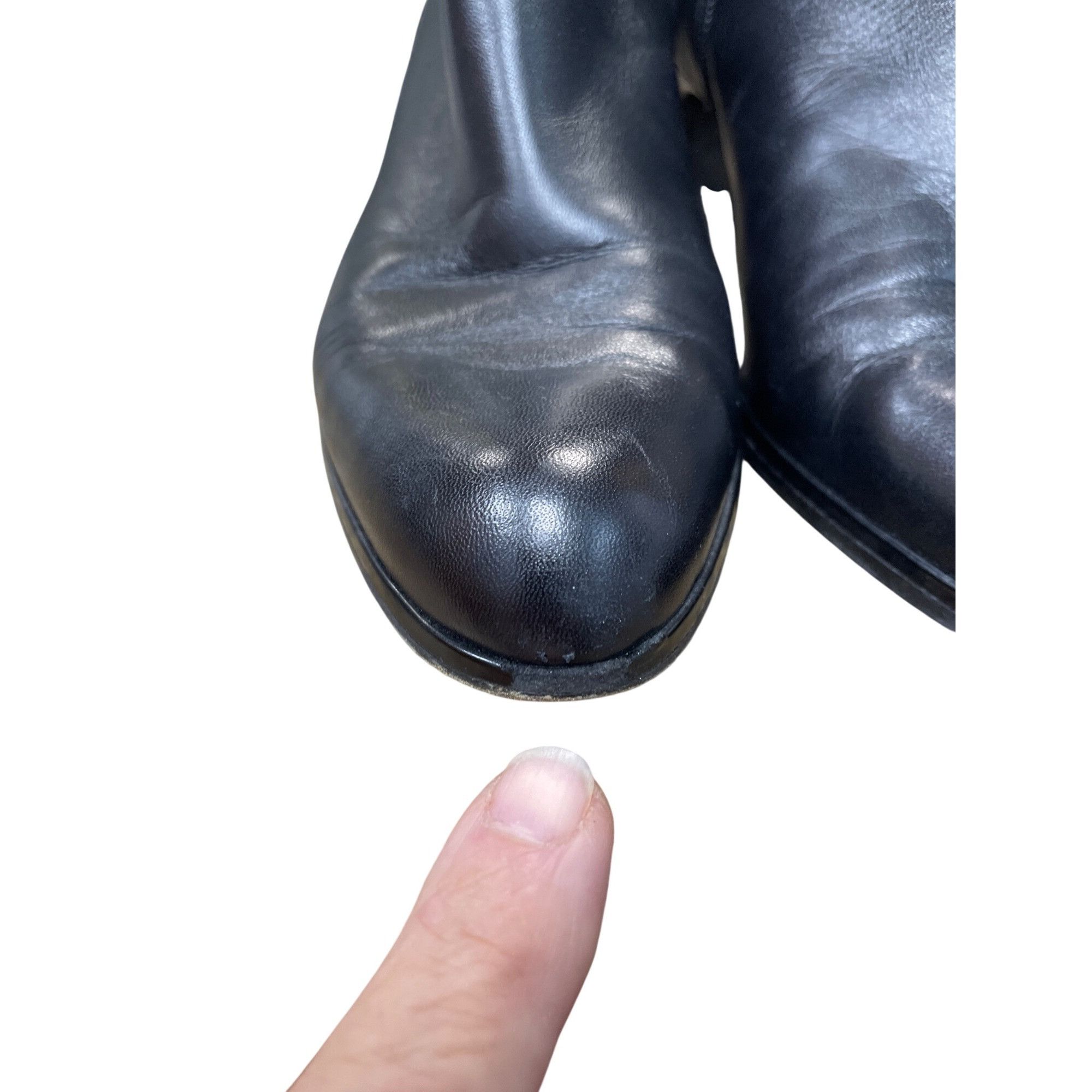 Stuart Weitzman Stuart Weitzman womans black leather zip heeled 2.5" ankle b Size US 7.5 / IT 37.5 - 14 Thumbnail