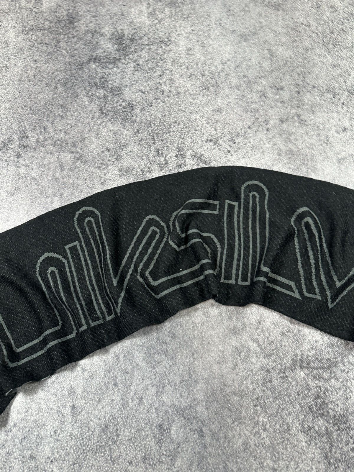 Quiksilver Vintage Quiksilver Scarf Streetwear Rare Casual VTg USA Size ONE SIZE - 3 Thumbnail
