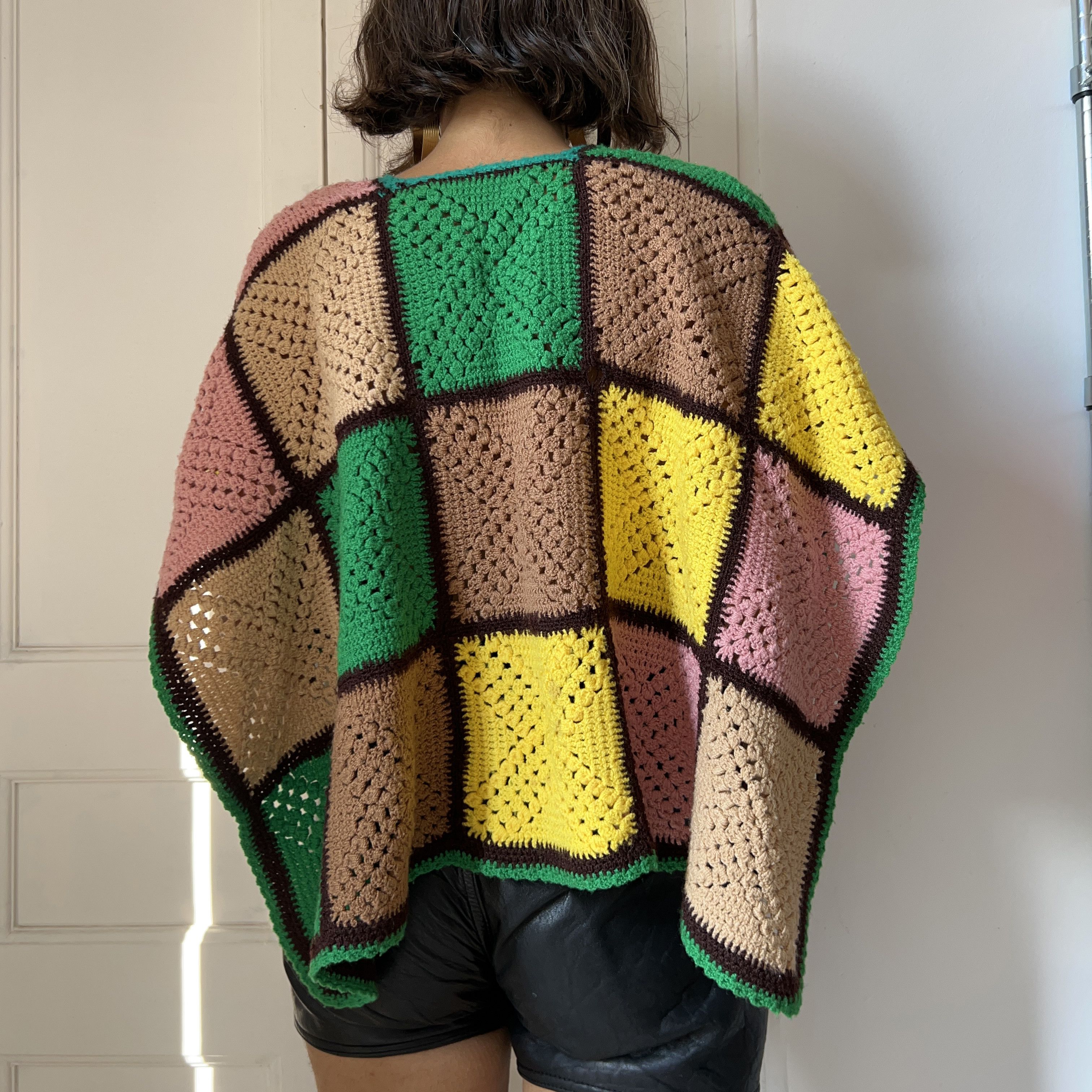 Vintage Vintage 70s Hand Crochet Poncho Size ONE SIZE - 2 Thumbnail
