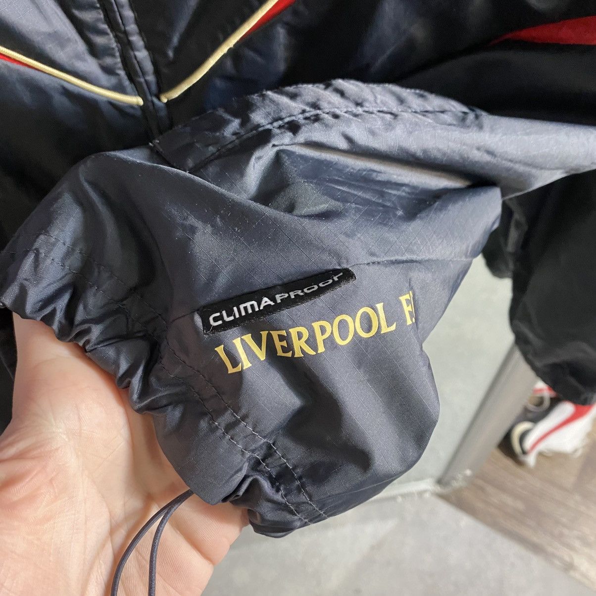 Adidas Vintage Adidas Liverpool Jacket Streetwear Rare Style Casual Size US L / EU 52-54 / 3 - 6 Thumbnail