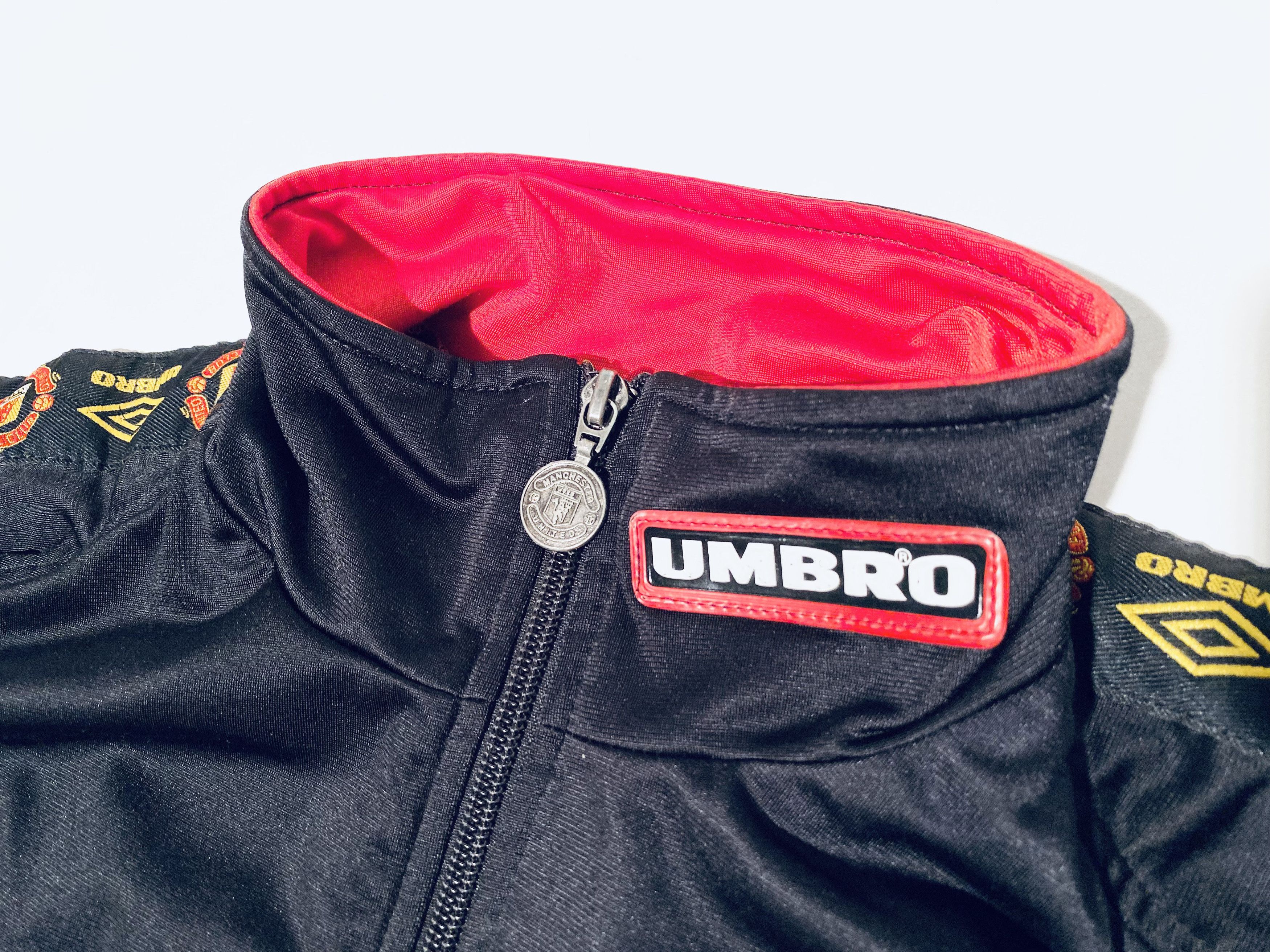 Umbro Manchester United Track / Training Jacket 1997 1998 Size US XXL / EU 58 / 5 - 9 Thumbnail