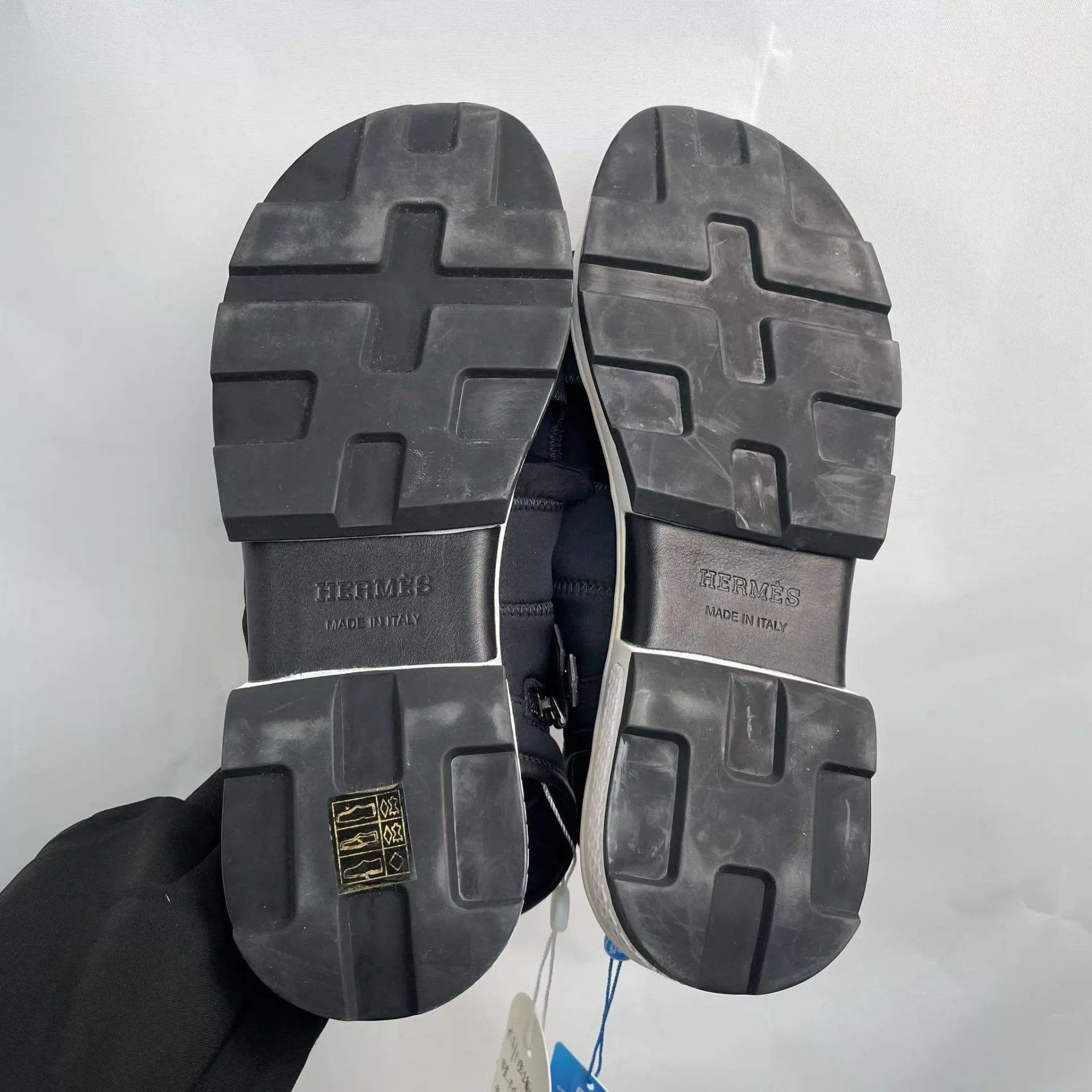 Hermes Hermès Men's sandals 41.5 black Size US 8.5 / EU 41-42 - 2 Thumbnail