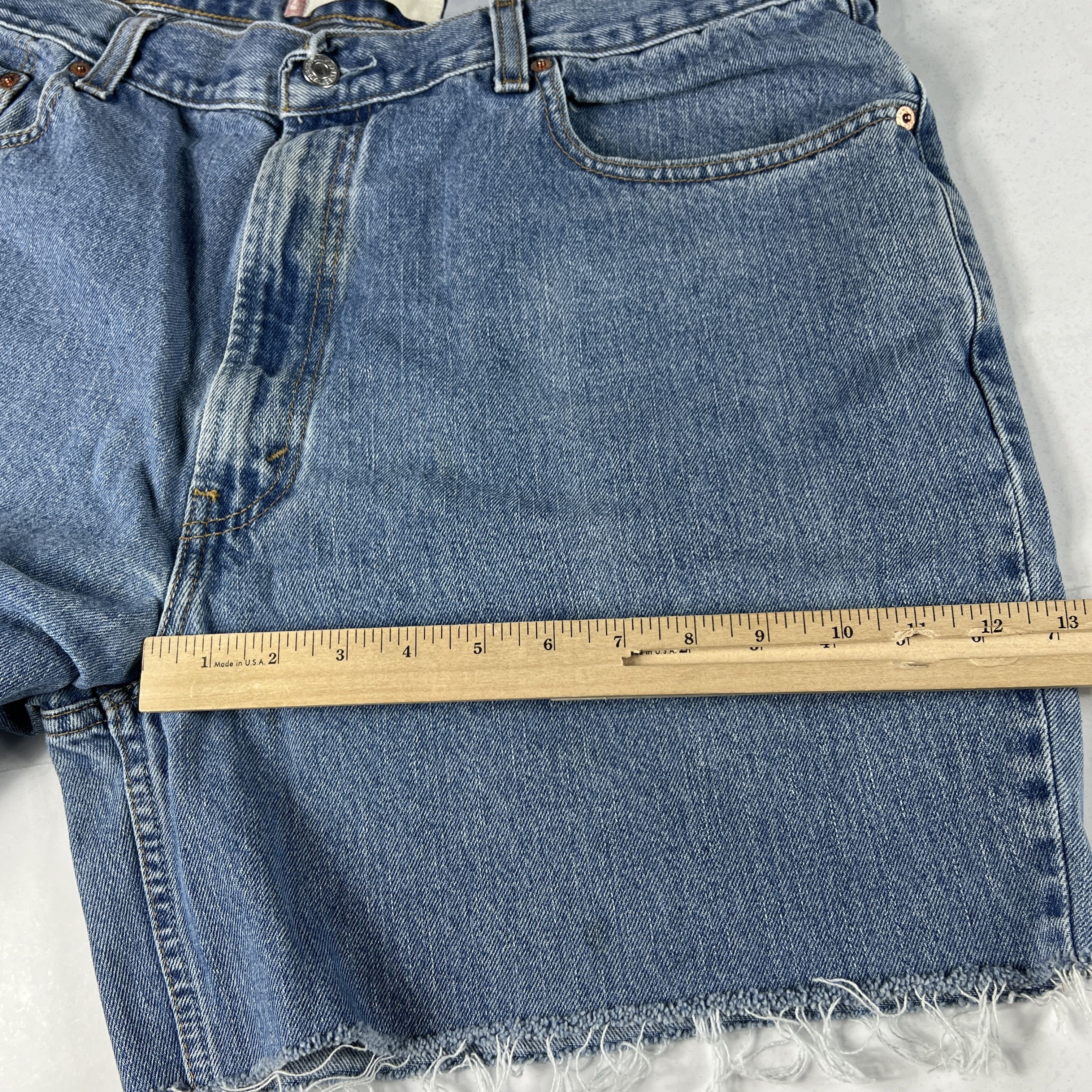 Levi's Y2K Levi's Jeans Shorts 560 Loose Cut Off Cotton Denim Jorts Size US 38 / EU 54 - 17 Thumbnail