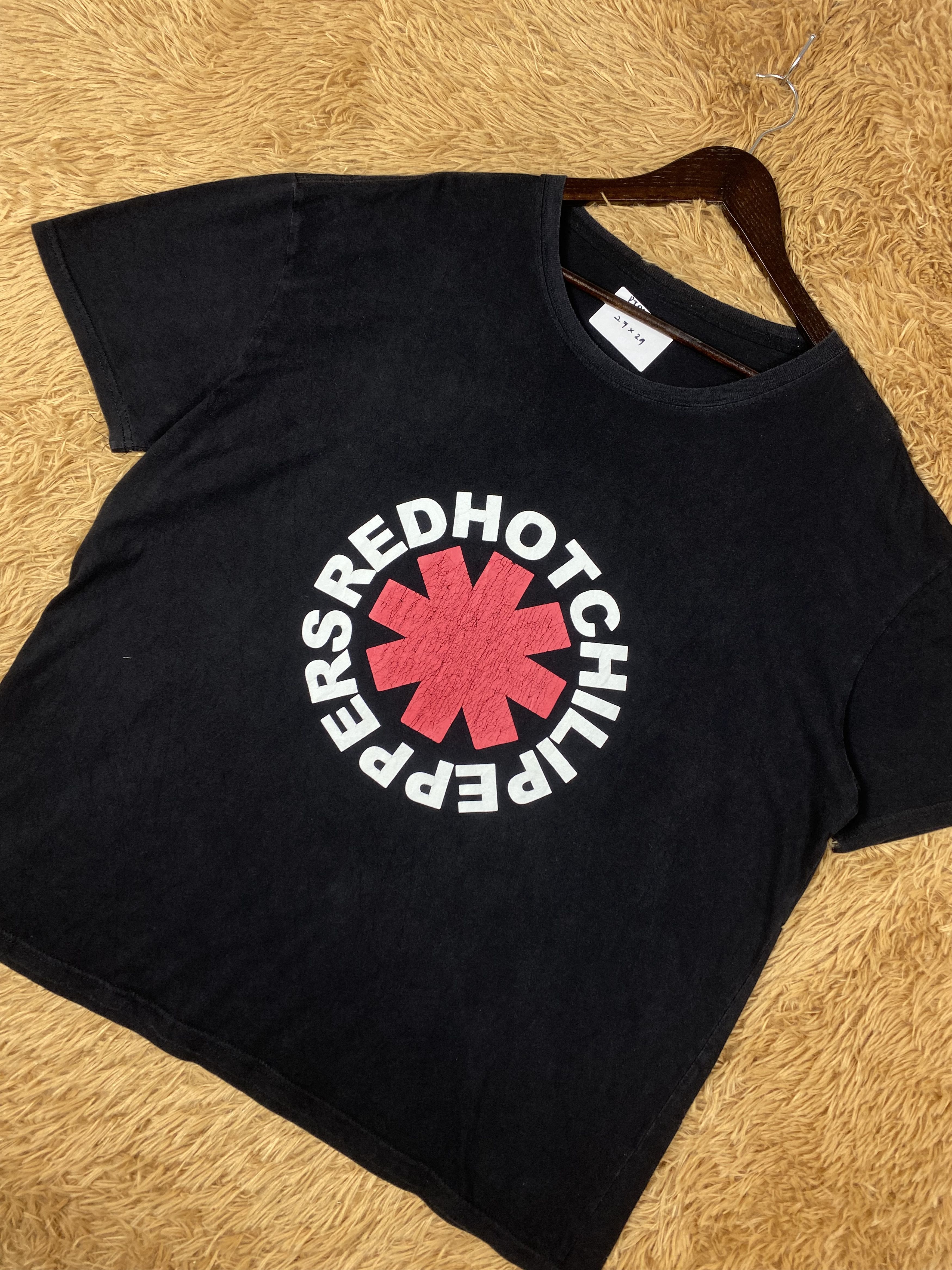 Band Tees Vintage Red Hot Chili Peppers Band T-Shirts PT0049 Size US L / EU 52-54 / 3 - 2 Thumbnail