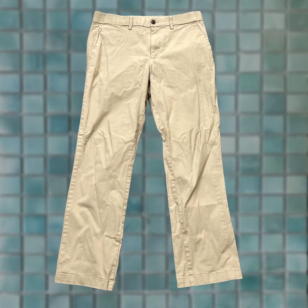 Gap VINTAGE Gap Pants Mens 32x30 Beige Chino Straight Leg Cotton Stretch Tennis Resort Wear Size US 34 / EU 50 - 1 Thumbnail