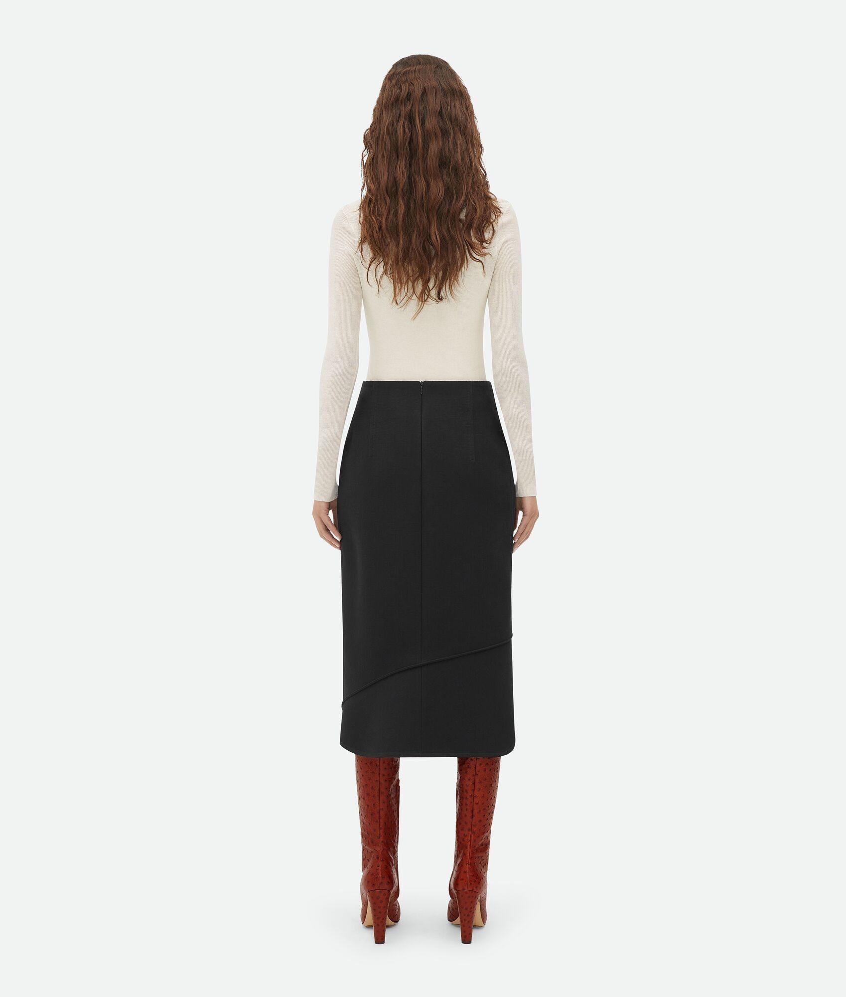 Bottega Veneta o1bcso1str0425 Structured Cotton Midi Skirt in Black Size 25" / US 0 / IT 36 - 3 Thumbnail