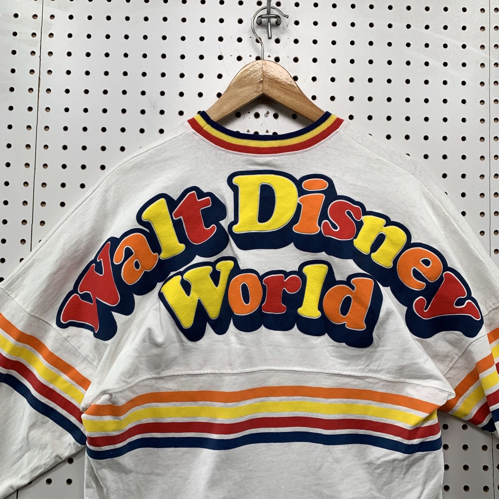 Disney Disney Spirit Jersey Shirt Men XS White Yellow Crew Neck Long Sleeve Graphic Print | Disney T-Shirt | Men’s XS White Yellow Spirit Jersey Size US XS / EU 42 / 0 - 7 Thumbnail