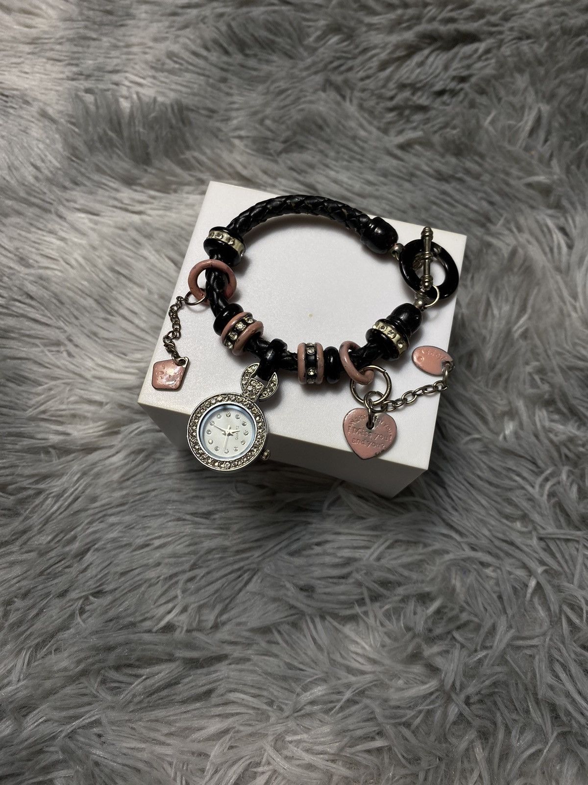 Japanese Brand × Jewelry × Vintage Charming Bracelet Watch with Hearts and Crystals Size ONE SIZE - 1 Thumbnail