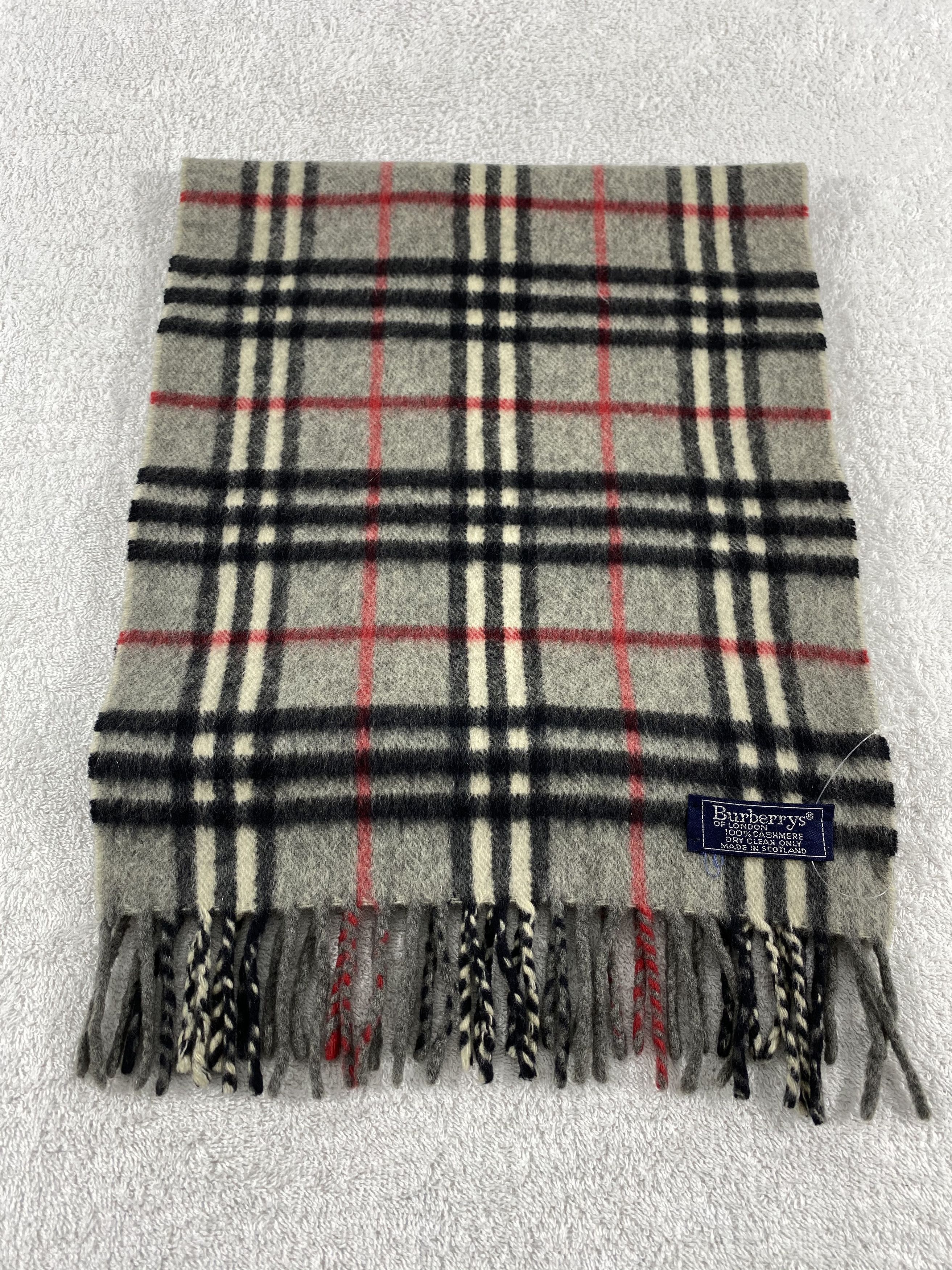 Burberry Vintage Burberry Scarf/Muffler/Neckwear MF603 Size ONE SIZE - 2 Thumbnail