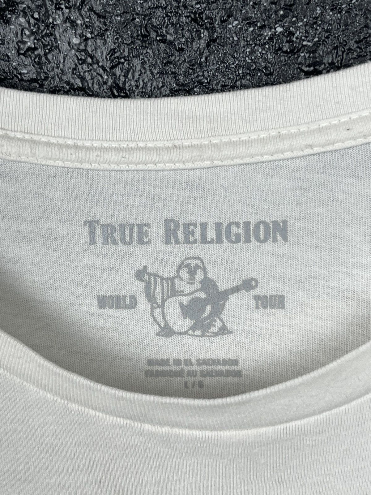 True Religion True Religion Y2K Back Logo White T-Shirt Mens Size Large Size US L / EU 52-54 / 3 - 10 Thumbnail