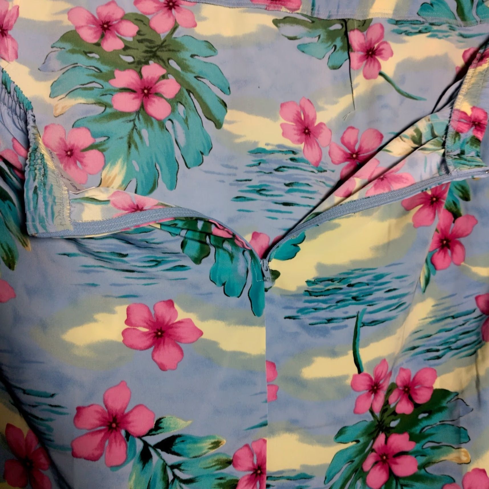 Vintage Susan Graver Style Skirt Plus Size 3X Knee Length Tropical Floral Beach Wrap Size 40" / US 18 - 6 Thumbnail