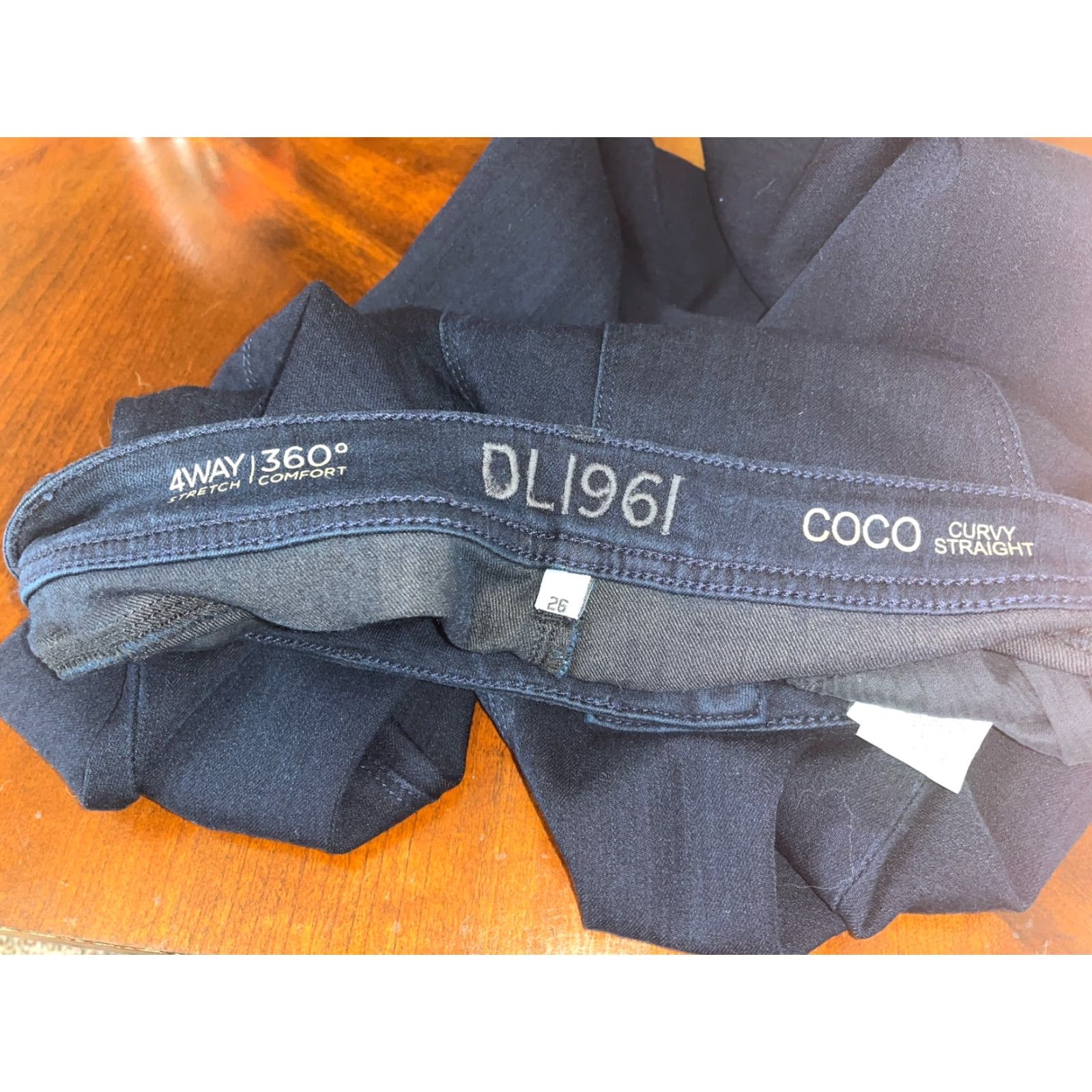 DL1961 DL1961 Coco Curvy Straight Jeans Flatiron Dark Wash 4 Way Stretch Size 26 Womens Size 26" / US 2 / IT 38 - 3 Thumbnail