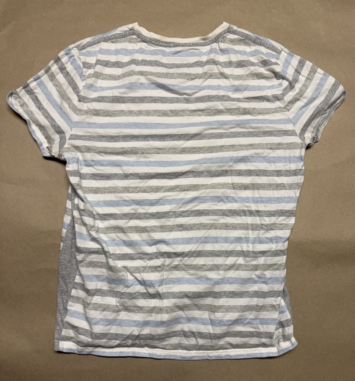 Calvin Klein Calvin Klein V neck XL Extra Large T Shirt Tee stripes Rare! Size US XL / EU 56 / 4 - 4 Thumbnail