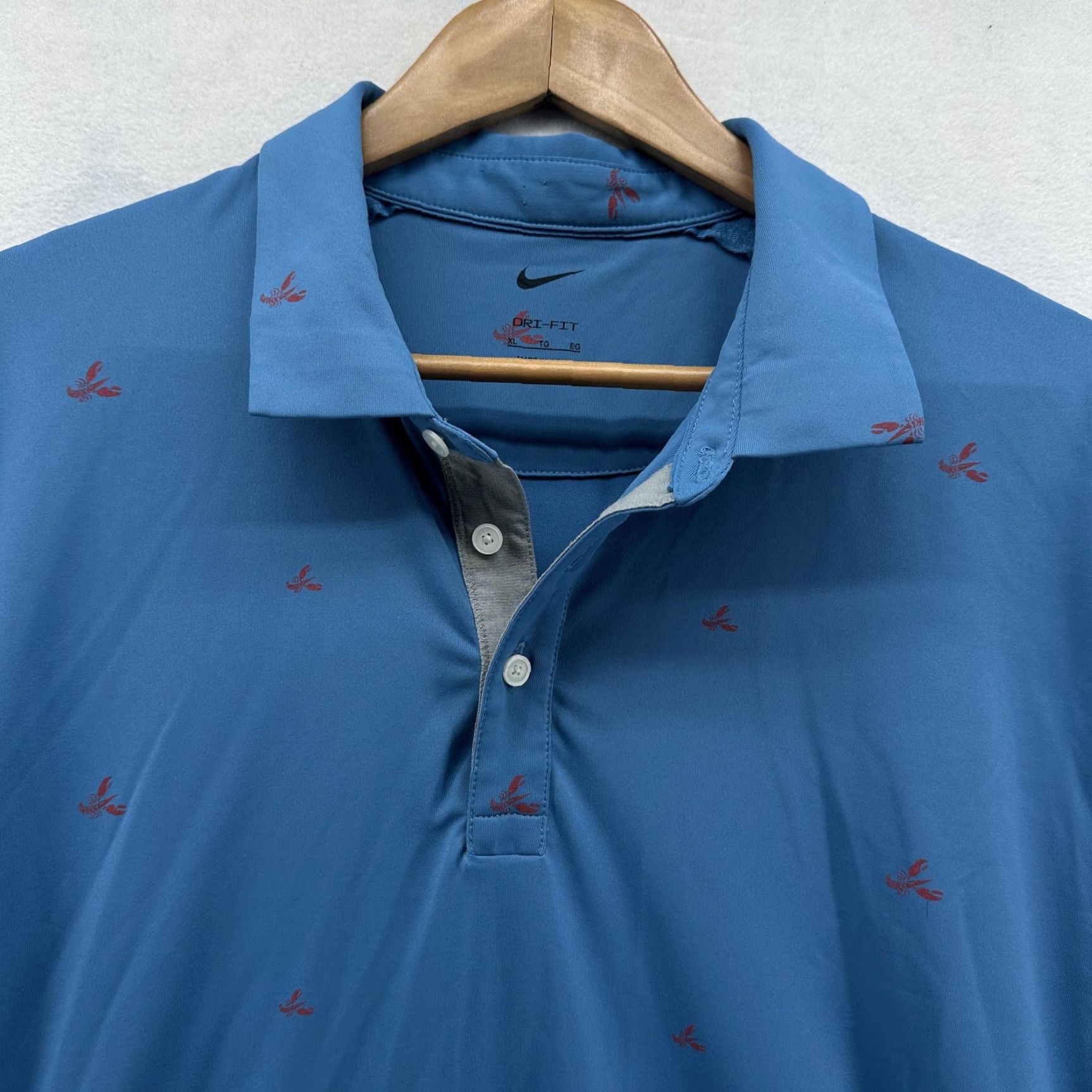 Nike Nike Dri-FIT Polo Shirt Mens XL Blue Lobster Print Golf Short Sleeve Size US XL / EU 56 / 4 - 2 Thumbnail
