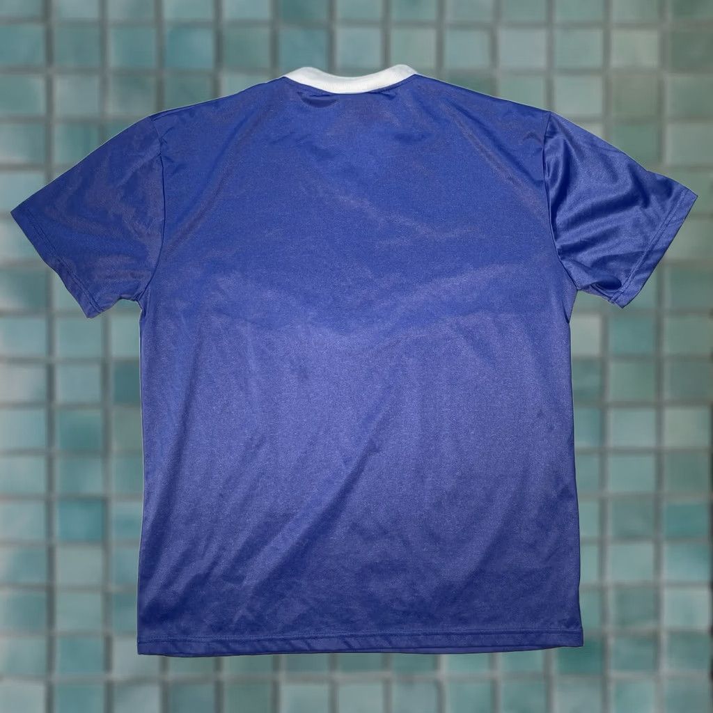 Nike VINTAGE Nike Shirt Mens Large Blue White 90s 80s Soccer Football V Neck Retro Size US L / EU 52-54 / 3 - 1 Thumbnail