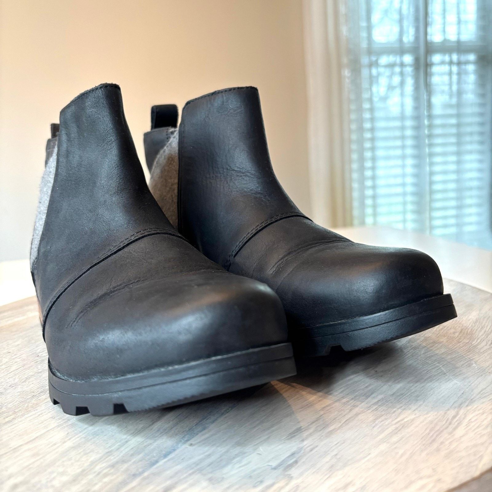 SOREL Sorel Emelie Ankle Chelsea Boots Size 8 Leather NL3718-010 Size US 8 / IT 38 - 5 Thumbnail