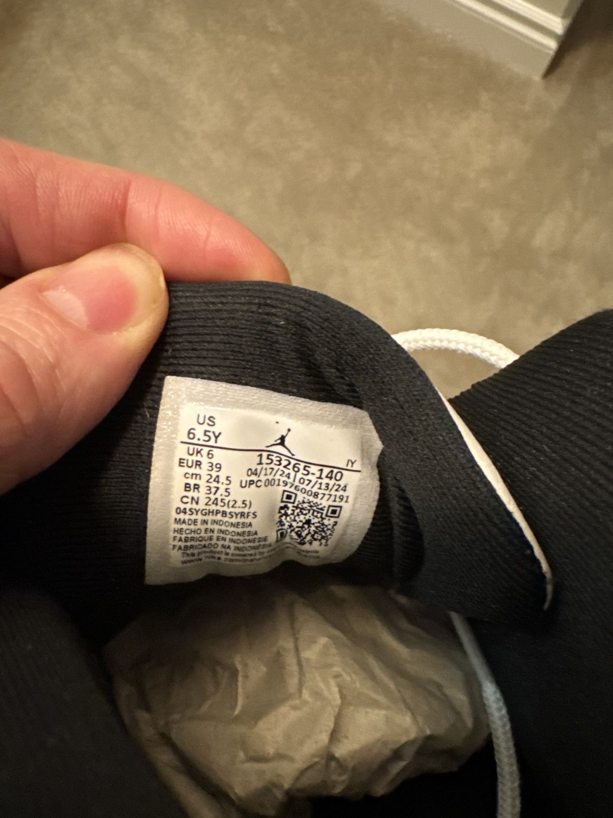Jordan Brand × Nike Jordan 12 Retro Blueberry (GS) Size US 6.5 / EU 39-40 - 13 Thumbnail