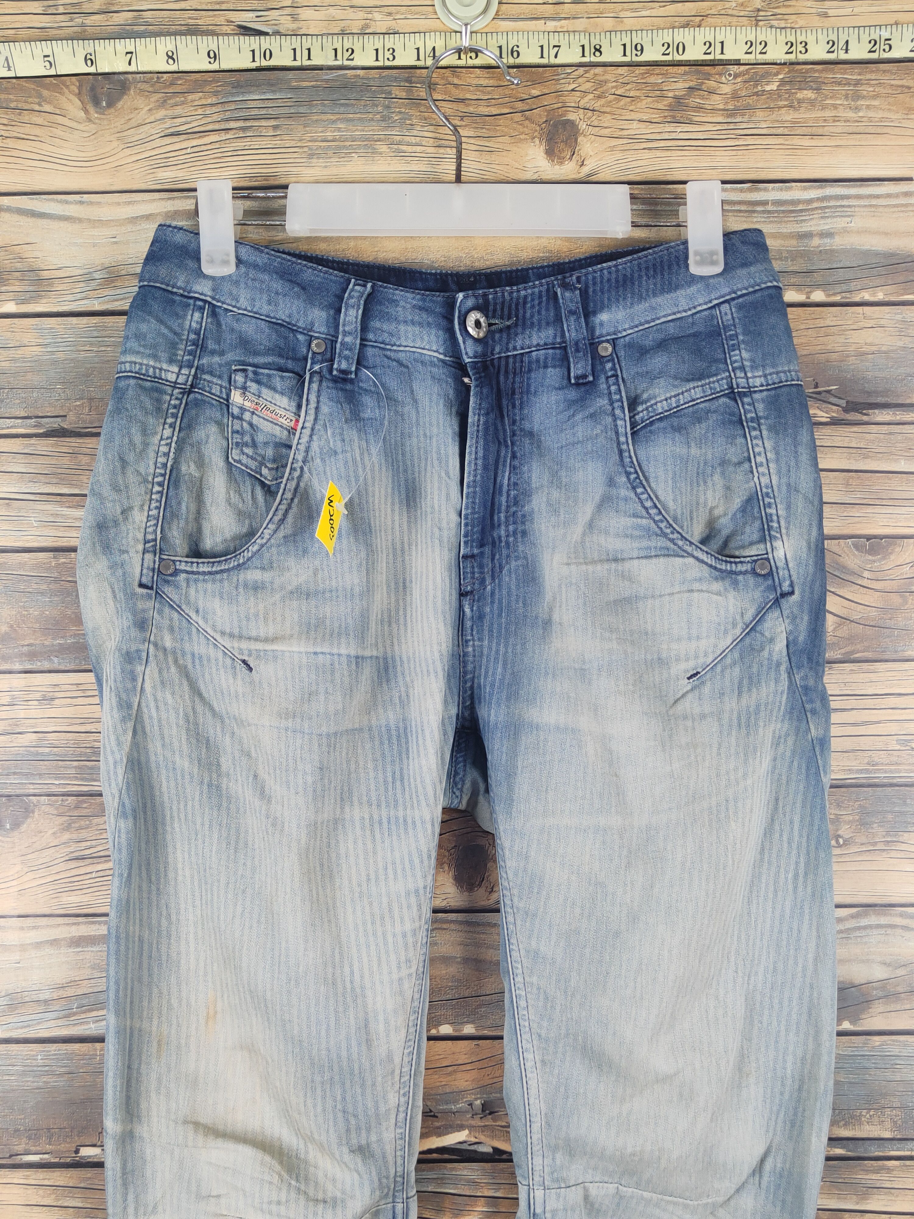 Diesel Diesel Dark Blue Faded Distressed denim Soft Jeans #W2003 Size US 27 - 2 Thumbnail