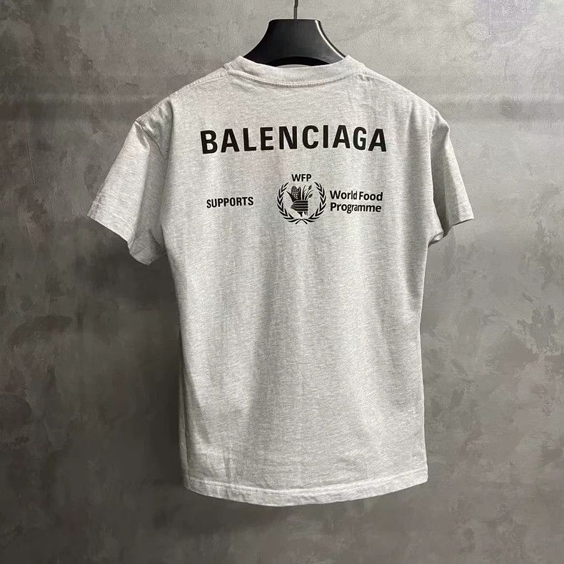 Balenciaga Balenciaga Grey WFP logo printed crew neck pullover short Size US XXS / EU 40 - 5 Thumbnail