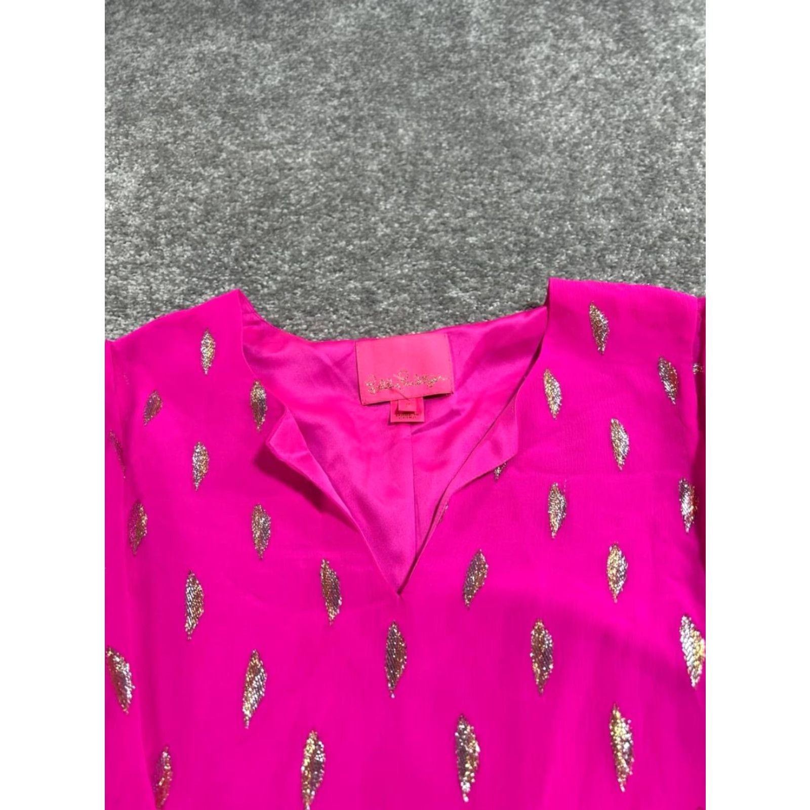 Lilly Pulitzer Lilly Pulitzer Shalynn Caftan Silk Dress Womens 2 Purple Diamond Metallic Clip Kaftan Short Sleeve V-Neck Pullover Dress Casual 2 Womens Size XS / US 0-2 / IT 36-38 - 3 Thumbnail