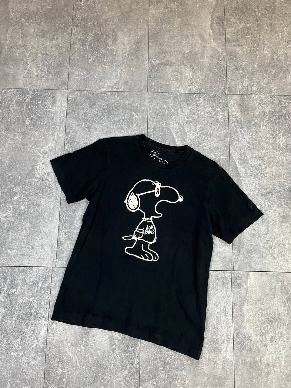 Kaws × Peanuts × Uniqlo Men’s vintage tee Uniqlo x Kaws x Peanuts Size US XS / EU 42 / 0 - 1 Thumbnail