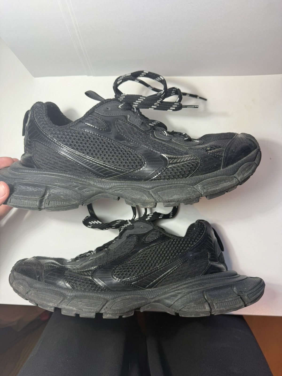 Balenciaga Balenciaga 3XL Size US 12 / EU 45 - 2 Thumbnail