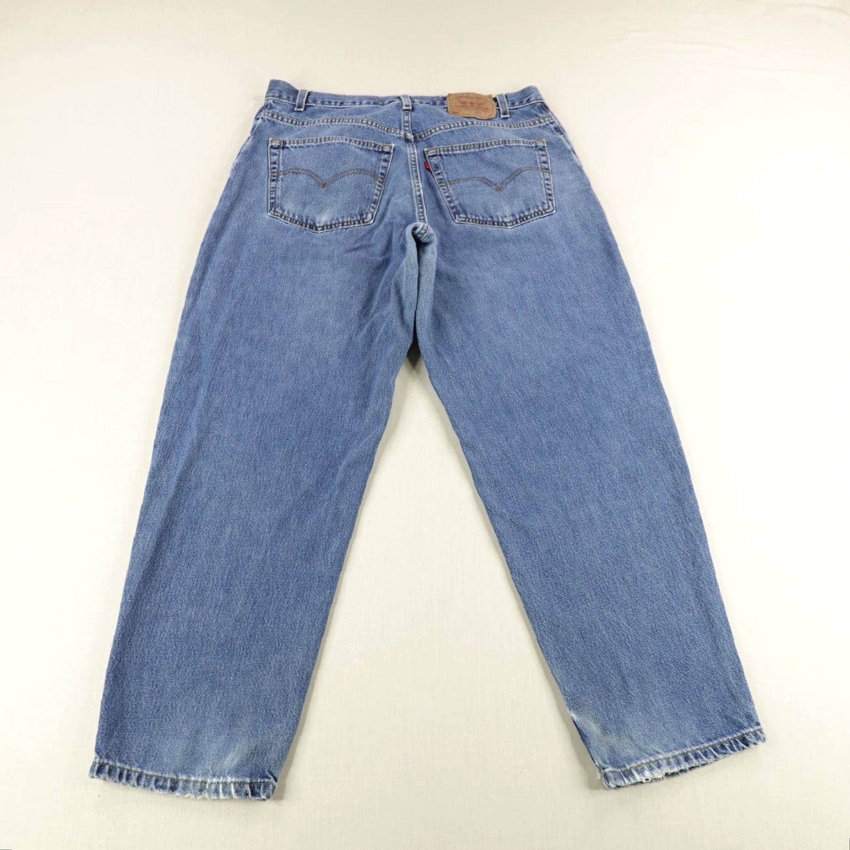 Levi's VINTAGE Levi's Jeans Mens 38x30 Blue Denim 560 Tapered 90s Faded Baggy Size US 37 - 4 Thumbnail