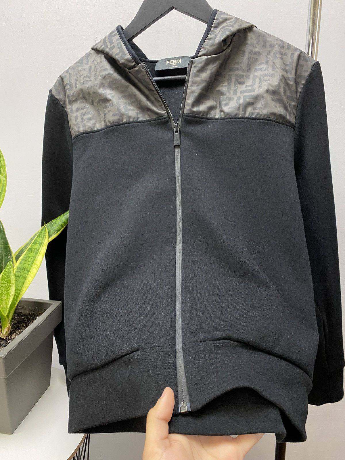 Fendi Fendi Monogram Hoodie Men’s M Black Hood Logo Hype Styled Size US M / EU 48-50 / 2 - 6 Thumbnail